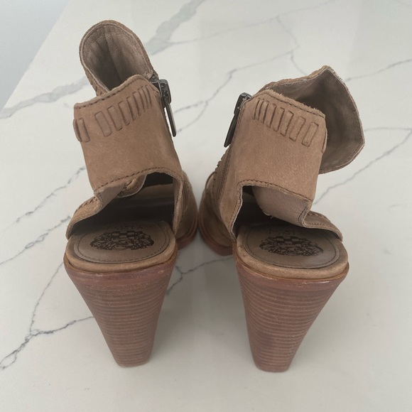 Vince Camuto Karenta leather open toe shoes tan size 10 - Picture 4 of 14